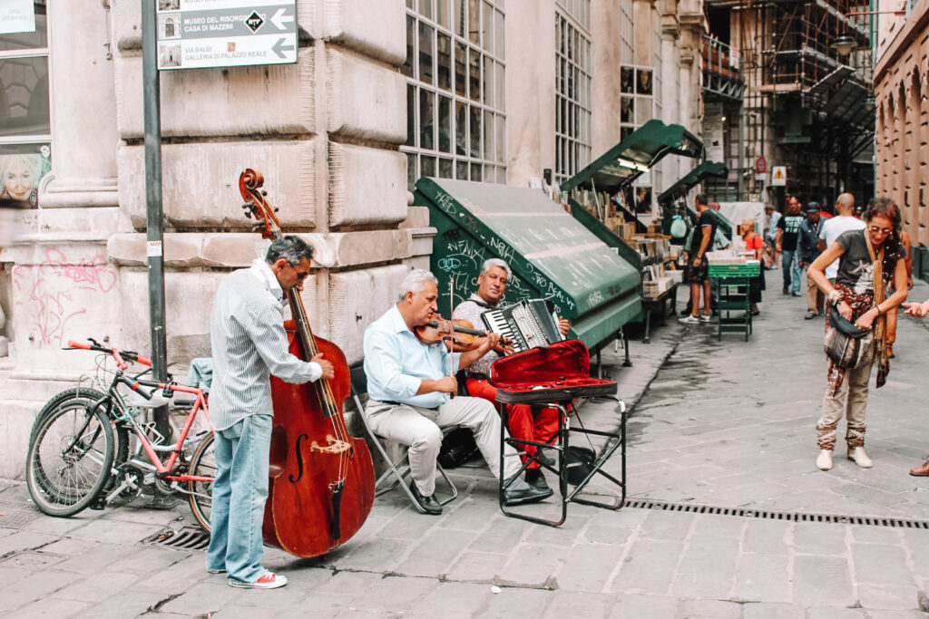 Génova, Italia, La Liguria, música callejera, viajar a Génova, viajar por europa, blog